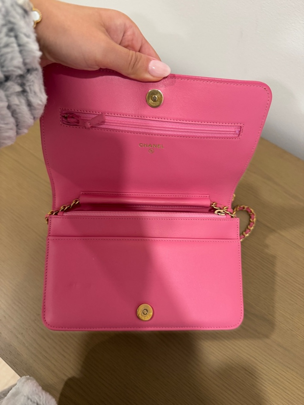 CHANEL Pink Quilted Boy Wallet with Gold CC Lock - Picture 7 of 12